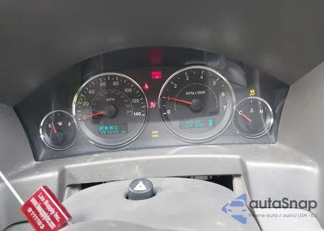 2006 Jeep Commander from USA, damaged, VIN 1J8HG48K06C266789